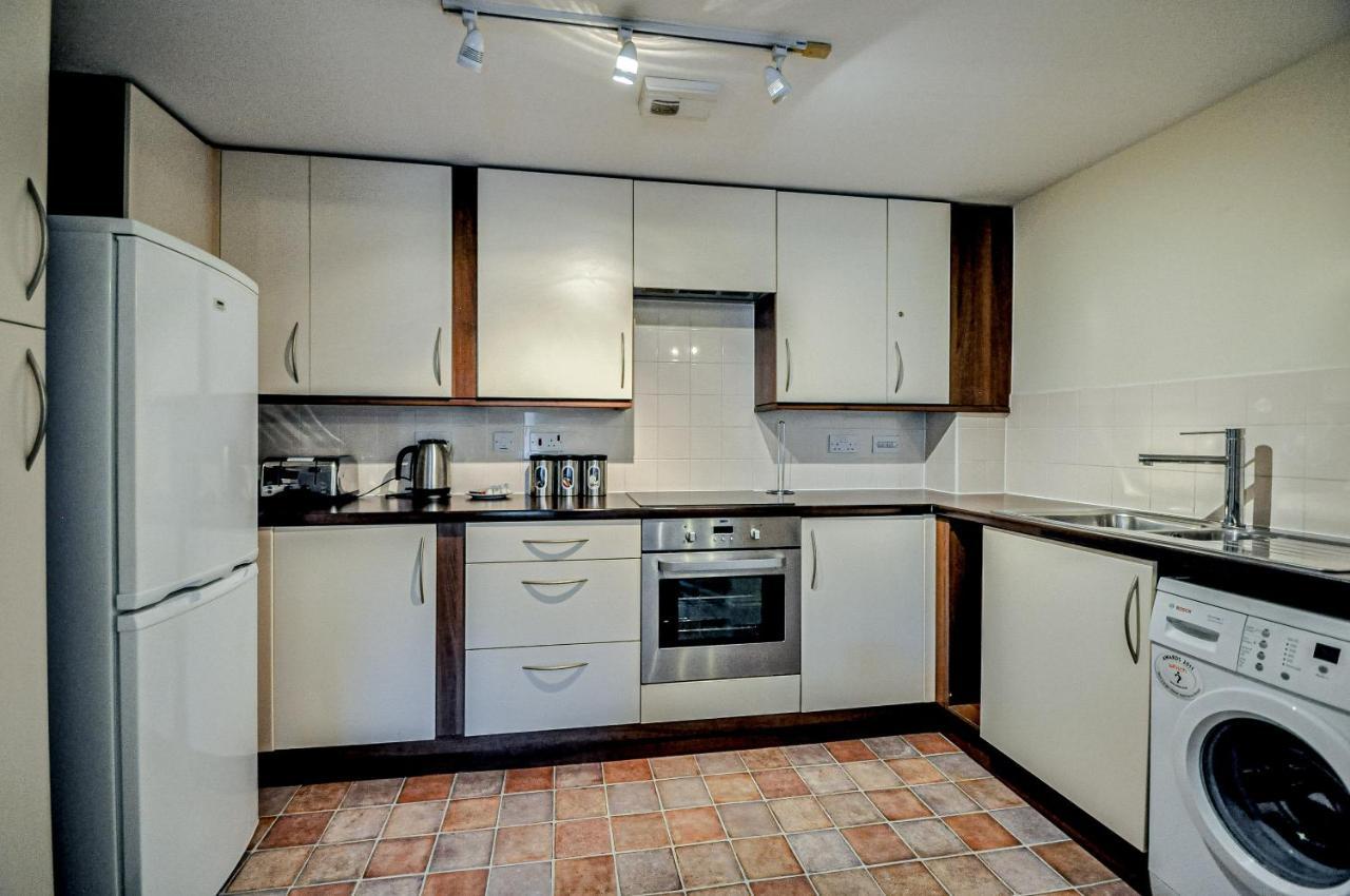 Kings Quarter - Four Bed Apartment - #0202 梅登黑德 外观 照片