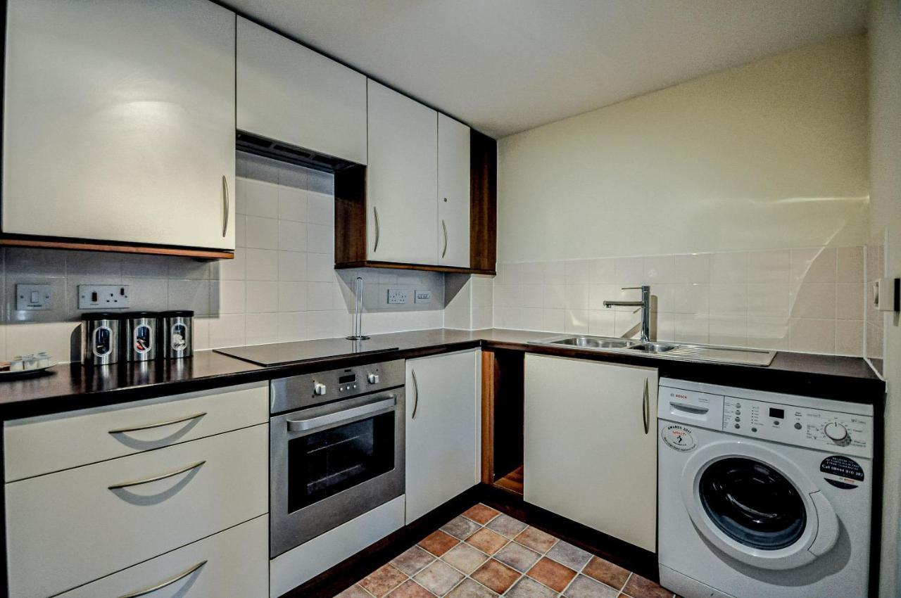 Kings Quarter - Four Bed Apartment - #0202 梅登黑德 外观 照片